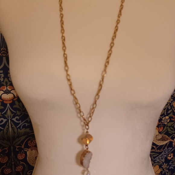 32" JM chain with stone Pendant - Picture 2 of 5